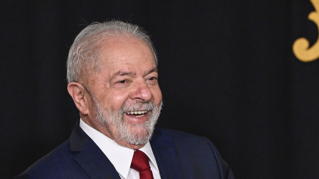 Quaest: Aprovação de Lula sobe para 54%; desaprovação cai para 43%