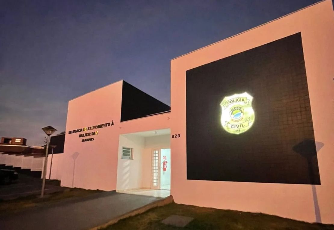 Polícia Civil prende homem que se masturbava para alunas adolescentes próximo de escola em Dourados