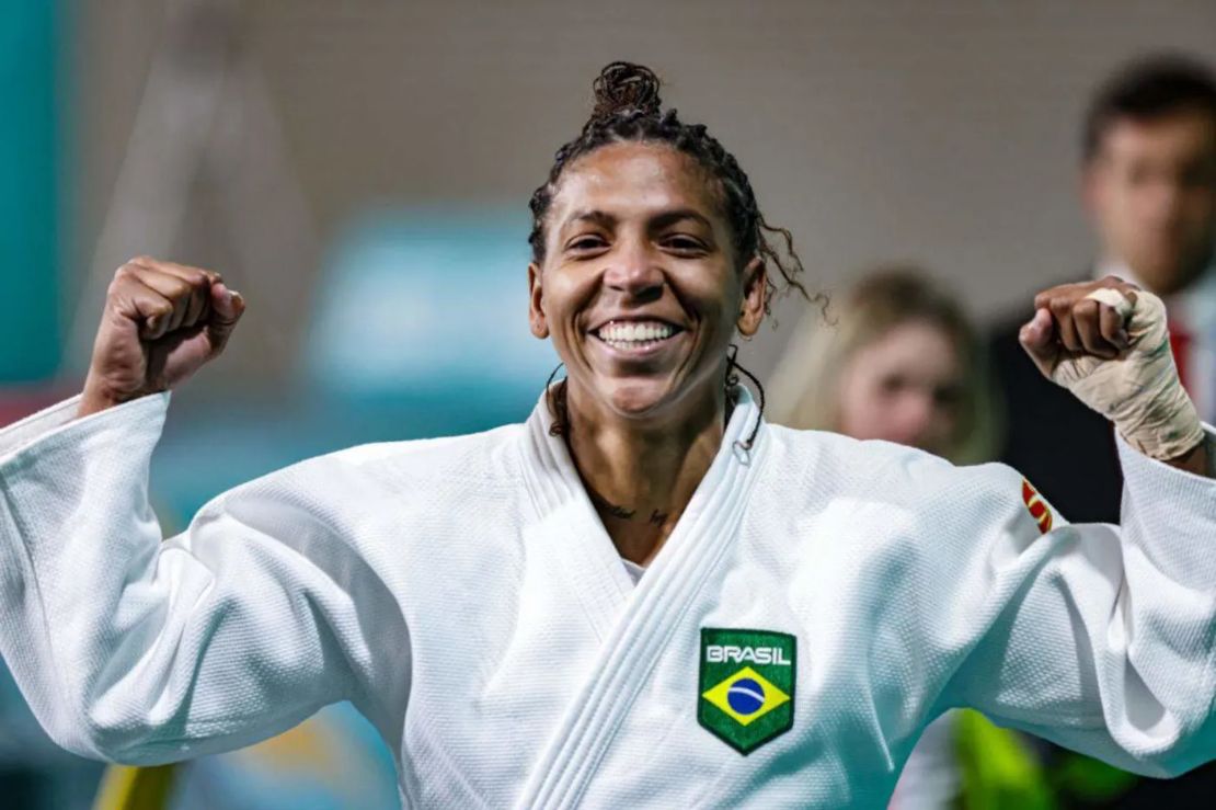 Judô: Rafaela Silva atropela e vai à semi em busca do 2º ouro olímpico