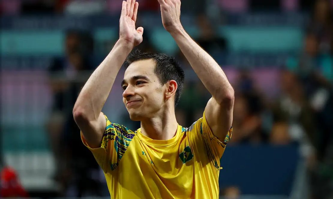 Hugo Calderano perde para sueco e vai disputar a medalha de bronze