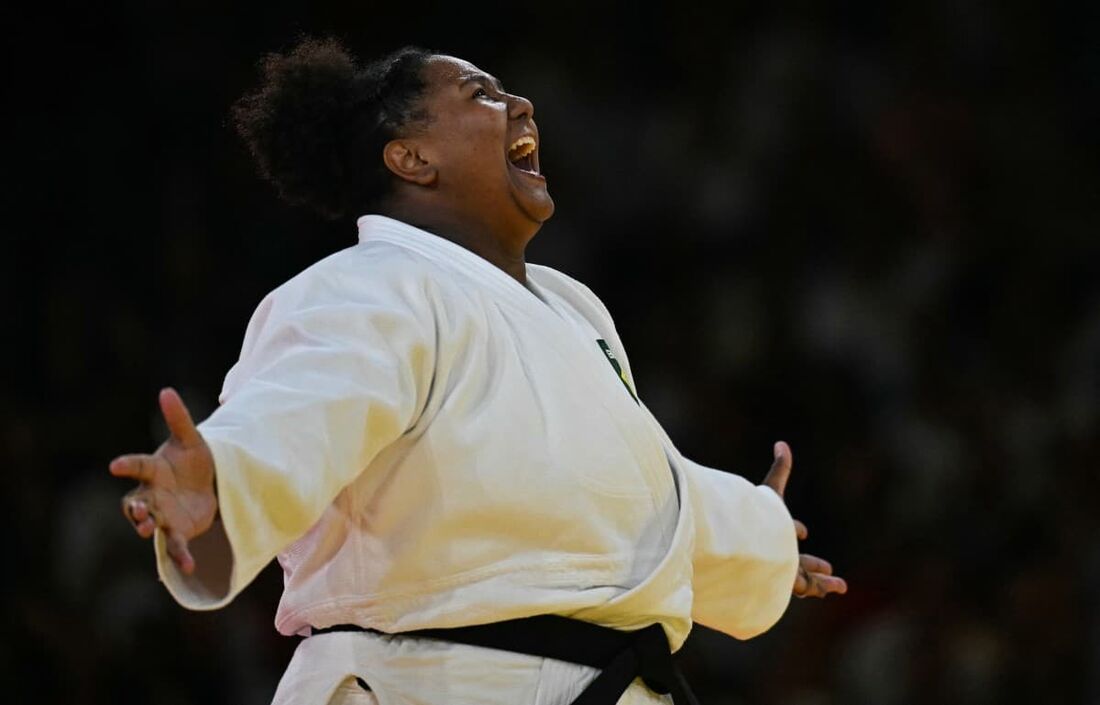 Beatriz Souza vence final do judô e garante 1º ouro do Brasil