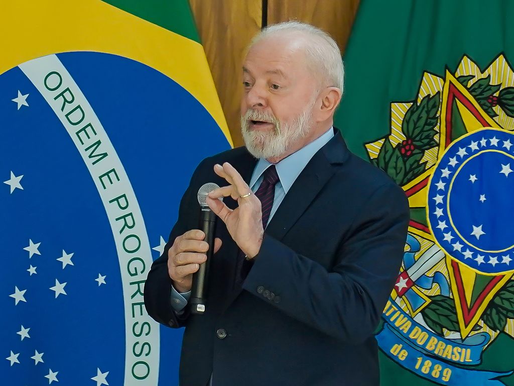 Lula: Musk tem que respeitar decisão do STF e não pode ficar ofendendo autoridades