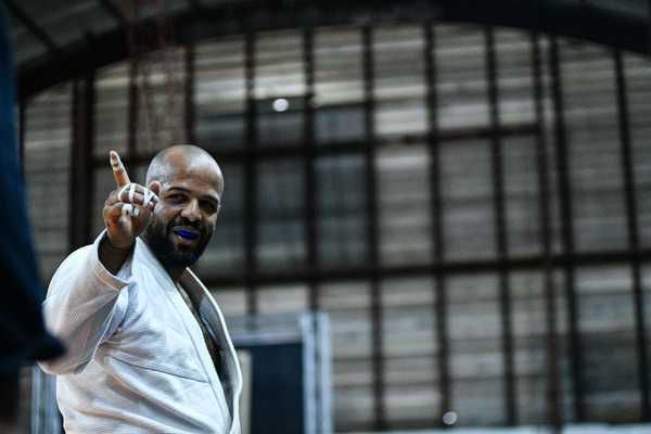 Lutador Fernando Ataíde representará Sonora internacionalmente em evento de MMA no Peru