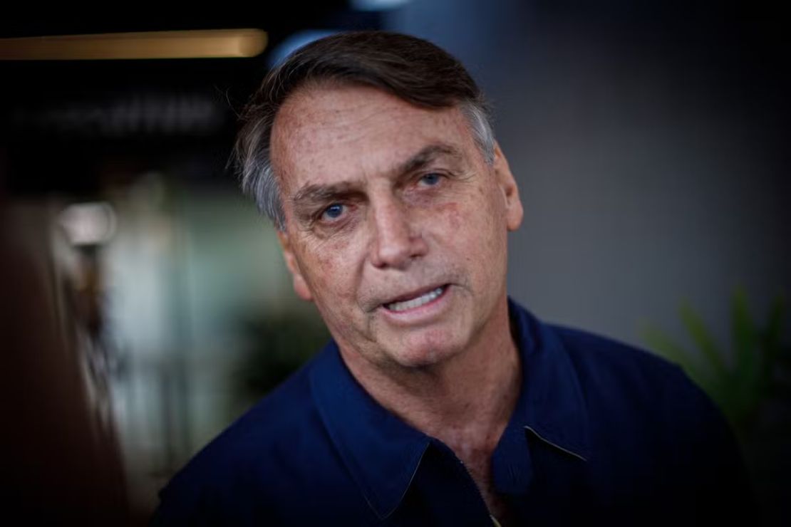 Bolsonaro atuou de forma 
