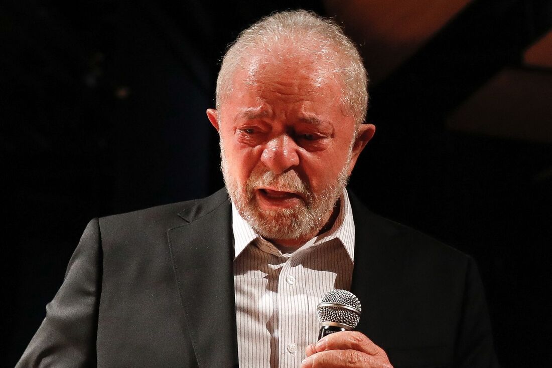 Lula chorou ao lançar programa de urbanização de favelas: “Vocês não serão mais esquecidos” disse o presidente