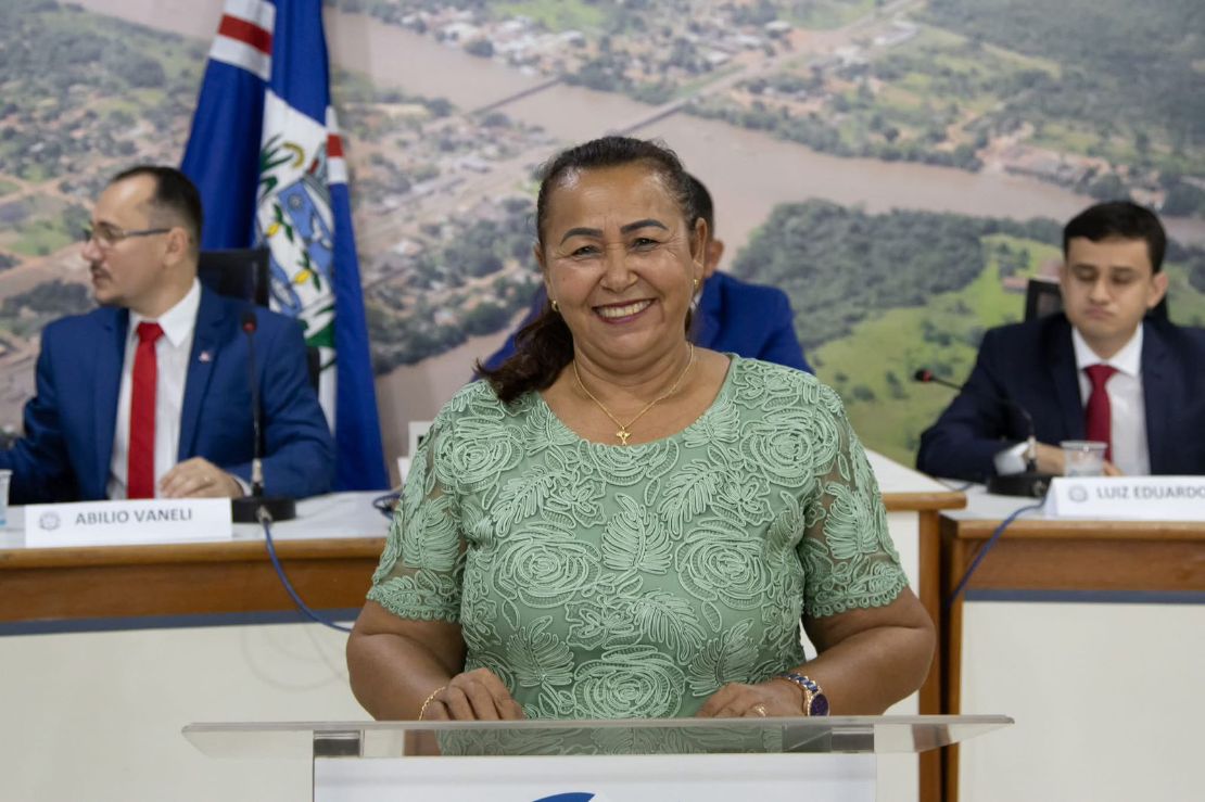 Vereadora Lúcia da AAVC celebra apoio dos eleitores e reforça compromisso com a população