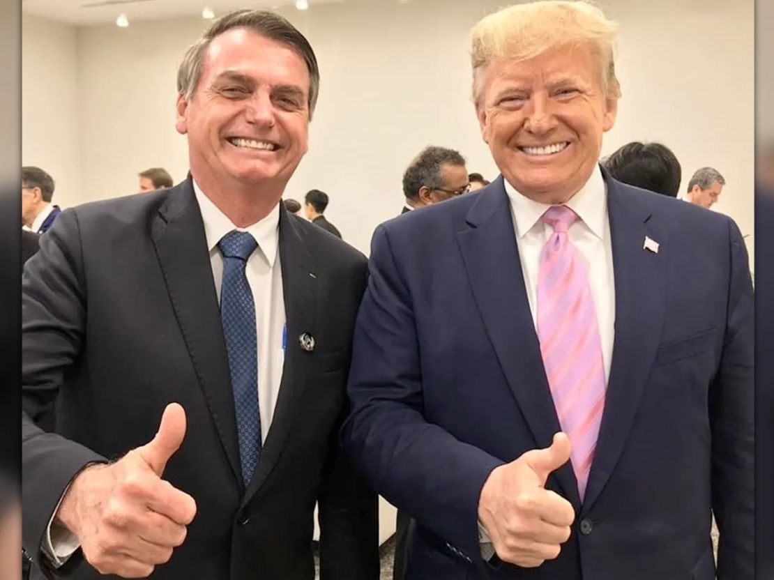 Trump convida Jair Bolsonaro para ir à posse em Washington