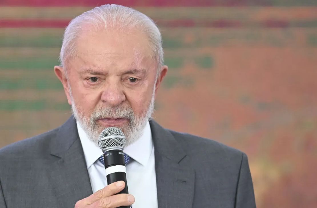 Lula defende investimento em educação e rebate críticas ao reajuste do piso salarial dos professores