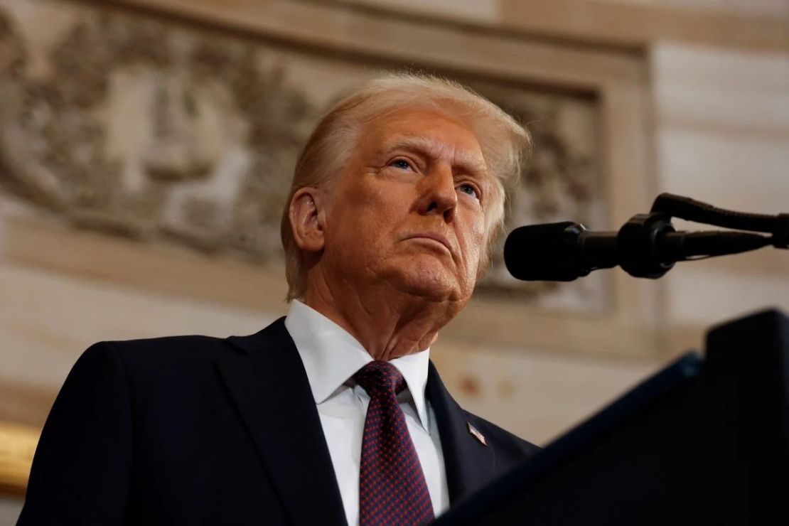 Trump cita novas tarifas ao Brasil durante discurso no Congresso dos EUA