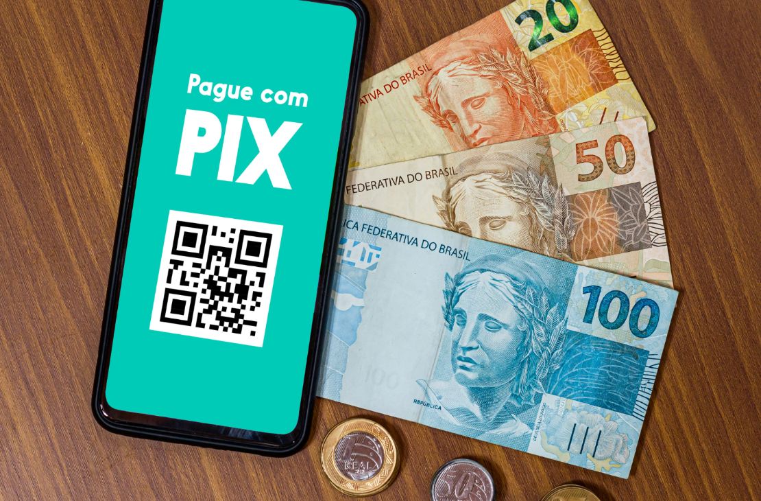 Pix: bancos vão excluir chaves de CPF e CNPJ irregulares na Receita