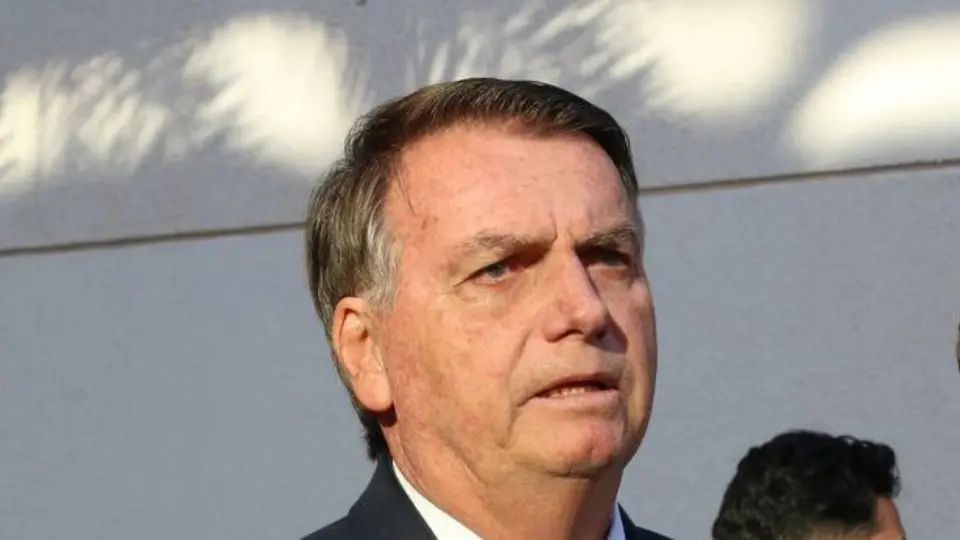 Bolsonaro se declara informante dos EUA e pede intervenção estrangeira no Brasil