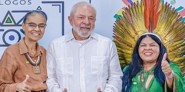 Participação de negros e indígenas no Executivo sobe para 39%