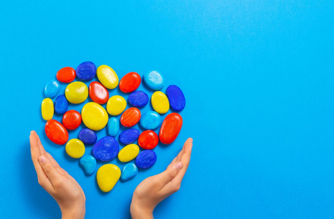 Dia mundial de xonscientização do autismo: Reflexão e ação em prol da inclusão
