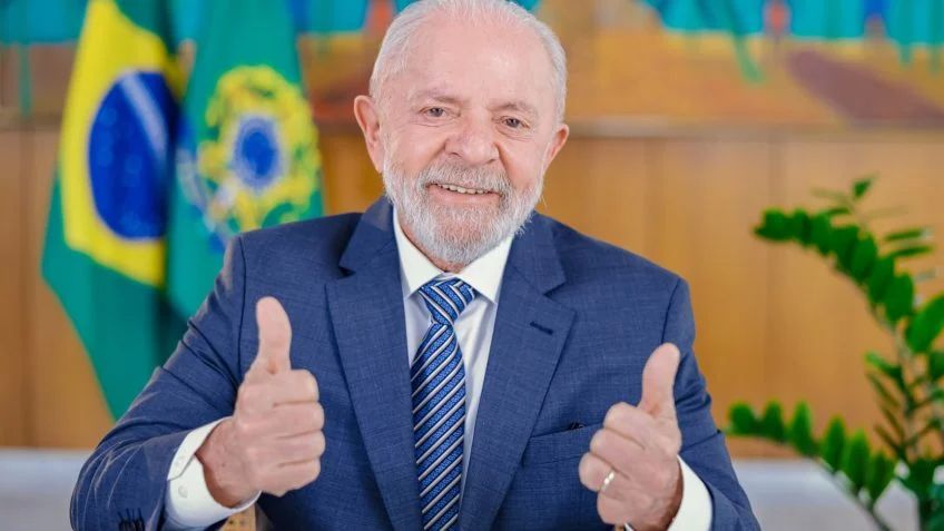 Salário Mínimo vai a R$ 1.630: Reajuste de 7,37% mostra compromisso do governo com a valorização do trabalhador e a retomada da economia