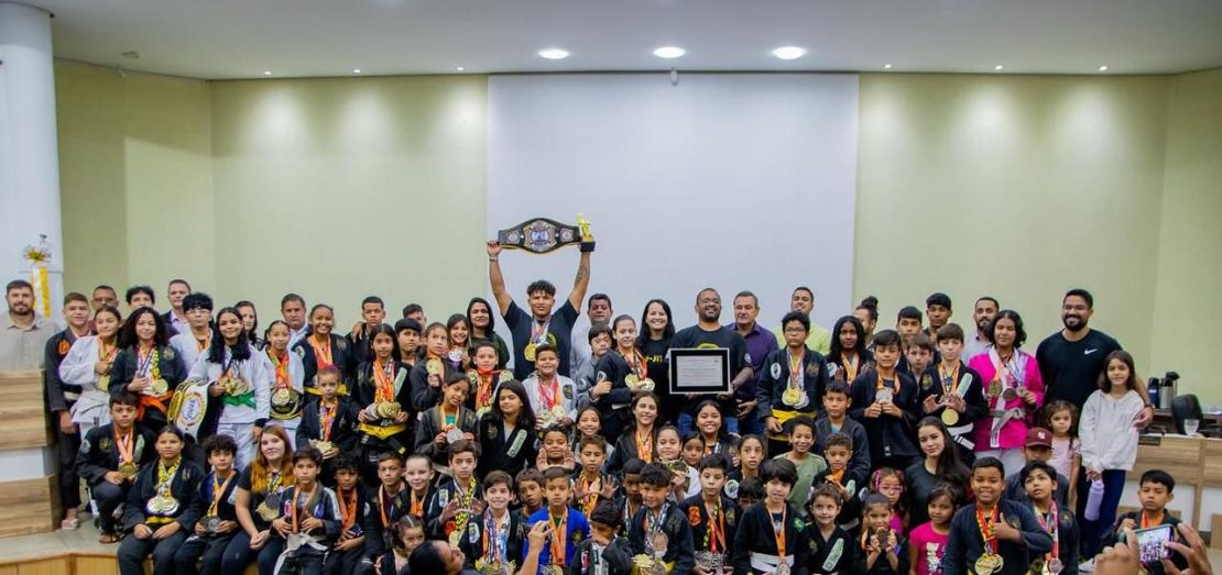Projeto Social de Jiu-Jitsu recebe homenagem na Câmara Municipal de São Gabriel do Oeste