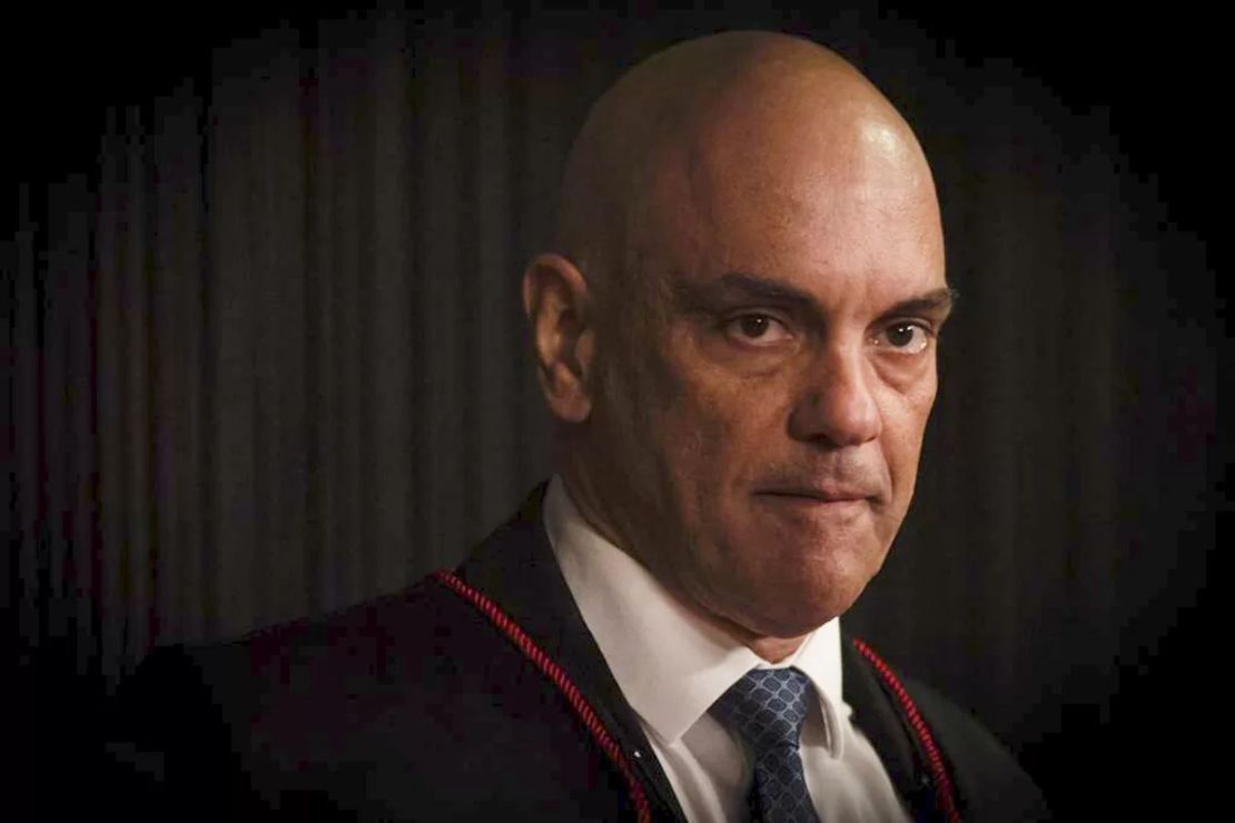 Moraes retira sigilo de relatório da PF sobre Abin Paralela que indicia mais de 30 pessoas