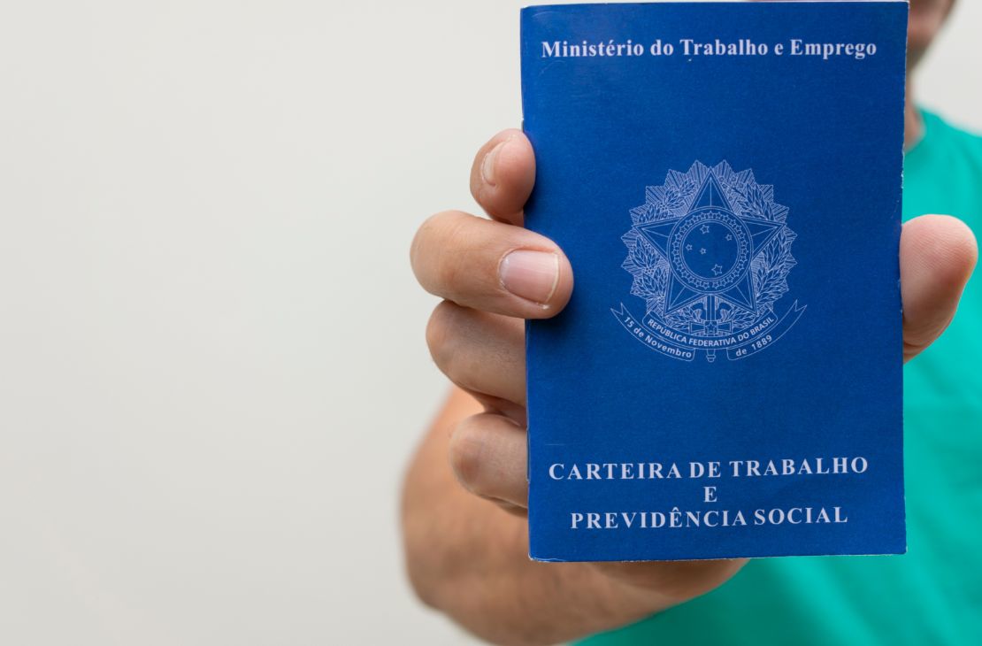 Brasil ultrapassa marca de 1 milhão de novos empregos formais em 2025