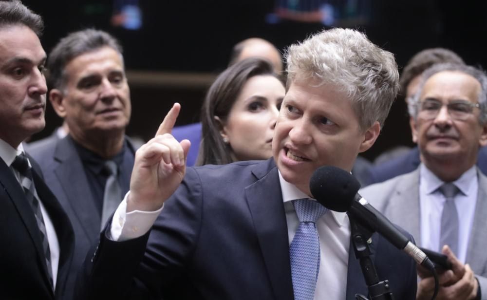 Comissão de Relações Exteriores da Câmara aprova moção de louvor a Trump