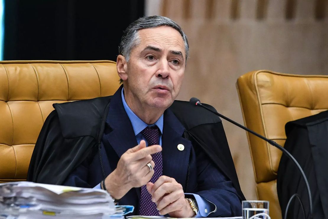 Não há perseguição a ninguém no Brasil, Barroso responde a Trump