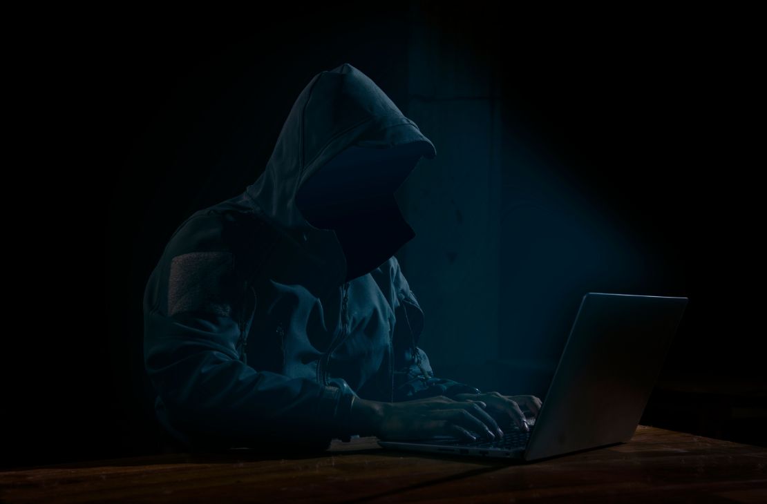 Tráfico de pessoas: Denúncias de práticas criminosas na internet crescem 152%