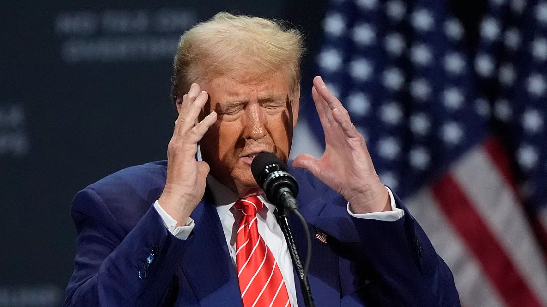 Desemprego sobe nos EUA e Trump demite quem teve a 