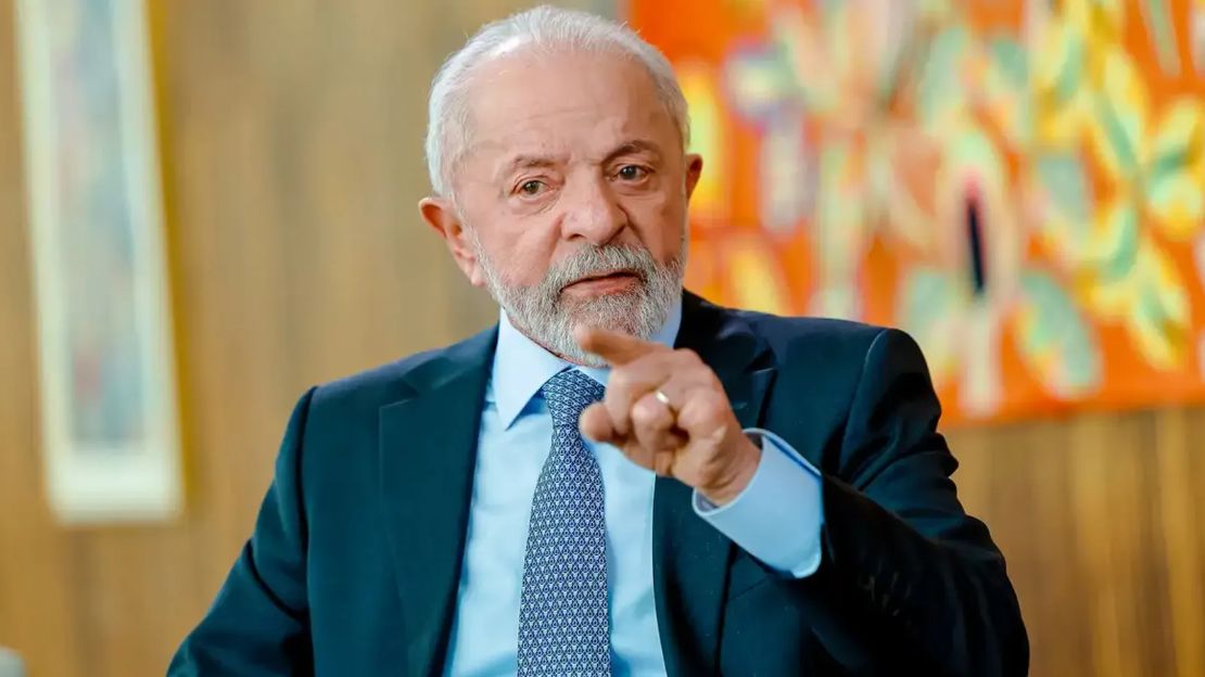 Lula descarta desafiar EUA, mas diz que Brasil não é republiqueta