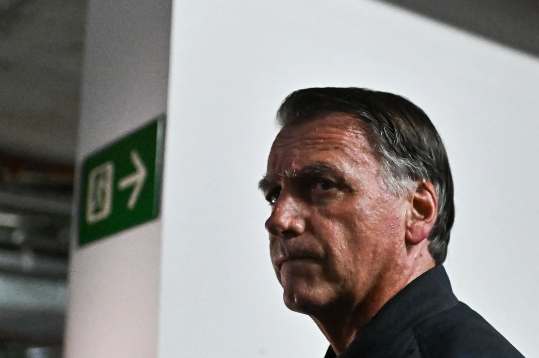 PF aponta movimentação de R$ 30,5 milhões por Bolsonaro em investigação sobre lavagem de dinheiro