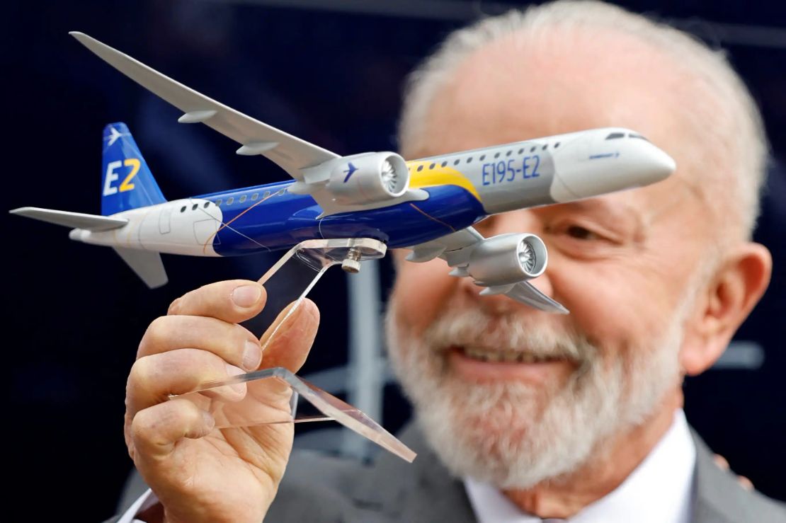 Embraer fecha venda de US$ 4,4 bilhões em jatos para companhia aérea dos EUA