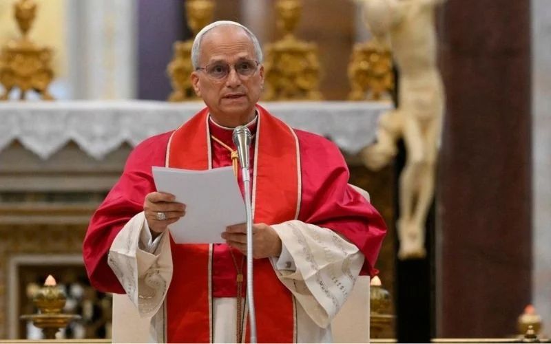 Papa questiona bônus salarial de US$ 1 trilhão para Elon Musk proposta pela Tesla: 'o que isso significa?'