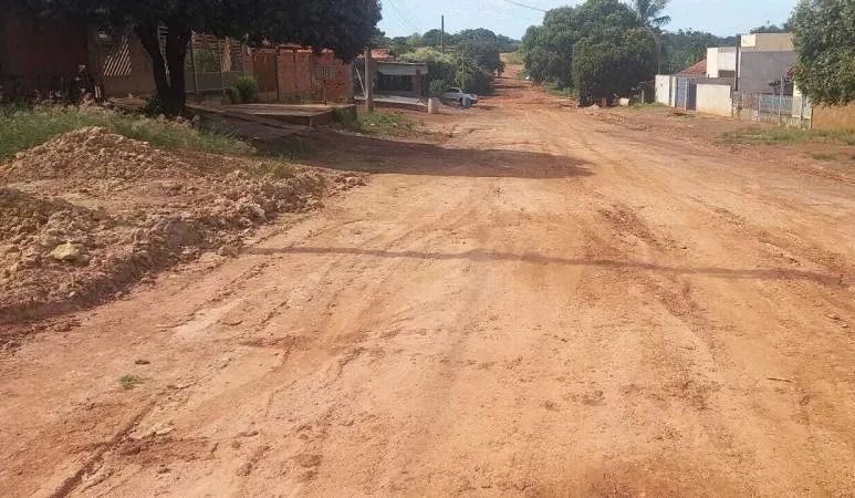 Pedro Gomes: Prefeito Delegado Murilo assina Ordem de Serviço para retomada das obras de asfaltamento da Avenida Maicon Feitosa