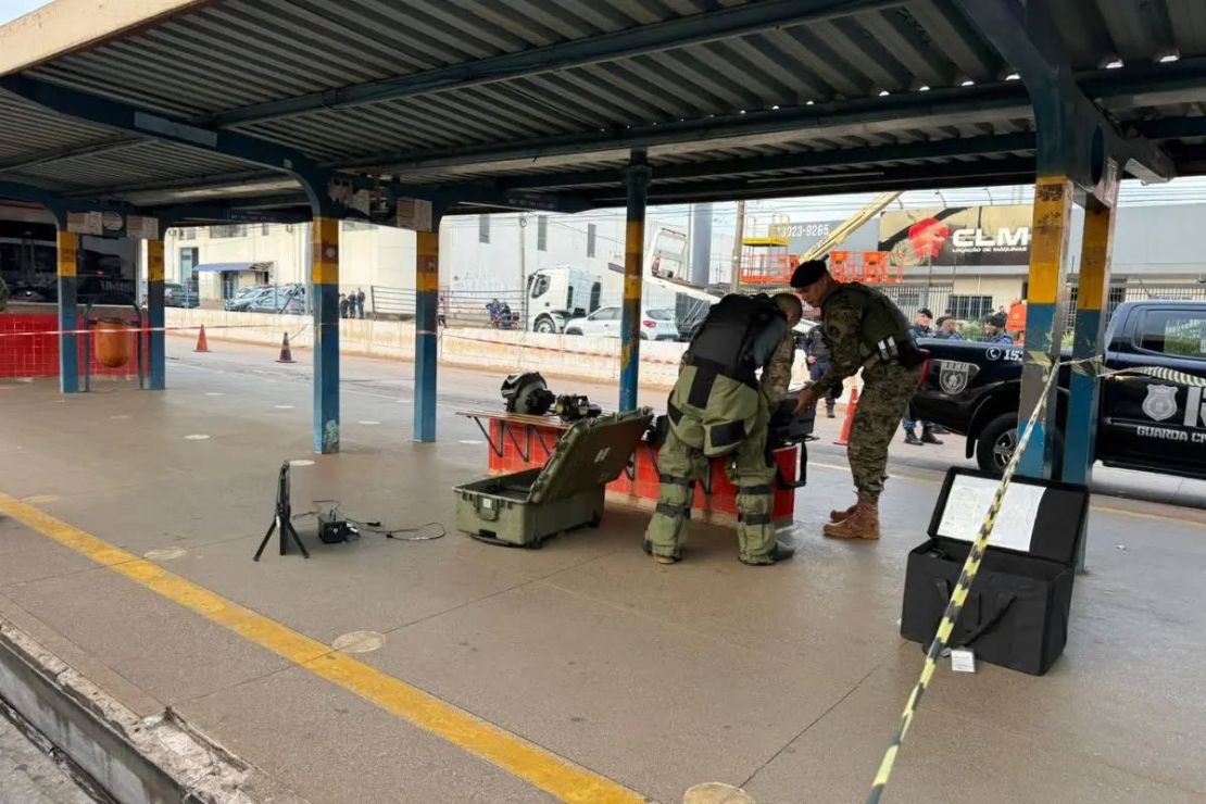 Suposto caso de bomba mobiliza Esquadrão Antibombas no Terminal Morenão em Campo Grande