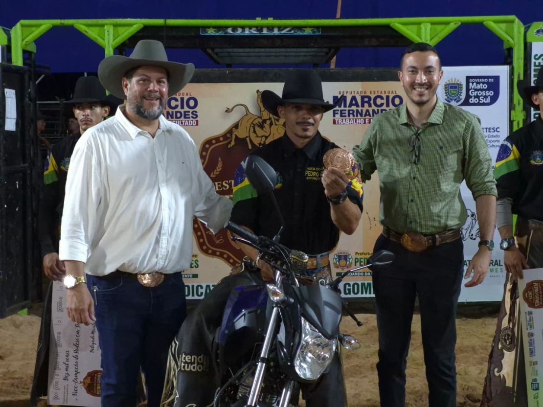 Pedro Gomes celebra 62 anos com rodeio de sucesso, grande estrutura e público recorde