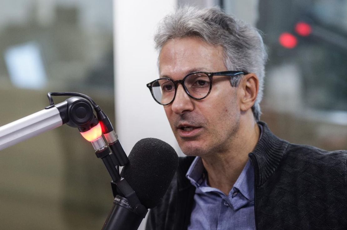 Zema critica Eduardo Bolsonaro: ‘Interesse pessoal não pode estar acima do interesse do país’