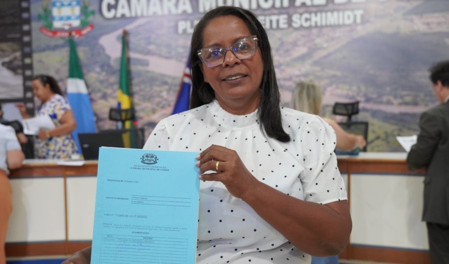 Projeto de Simone Gomes moderniza símbolo de acessibilidade e reforça inclusão em Coxim