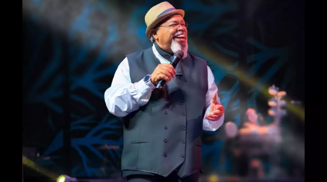 Jorge Aragão encerra turnê nacional com show gratuito em Campo Grande