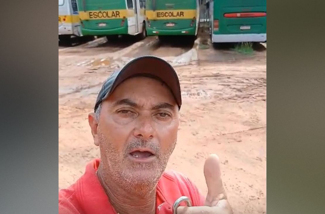 Falta de repasse deixa motoristas sem salário e paralisação do transporte escolar é anunciada para amanhã em Coxim