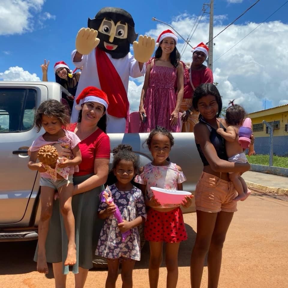 Pedro Gomes: Secretaria de Promoção Social distribui 1.600 panetones a famílias e instituições do município