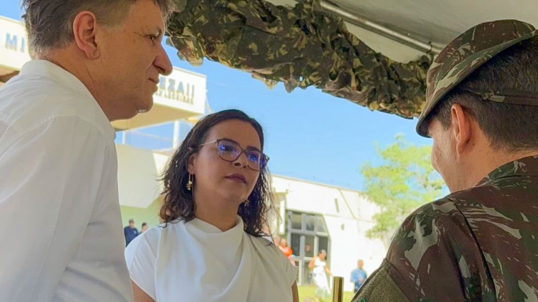 “O lugar da mulher é onde ela quiser, inclusive defendendo e servindo o Brasil”, afirma deputada Gleice Jane