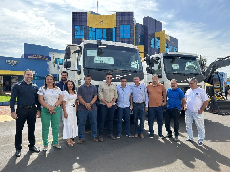 Prefeitura de Costa Rica investe recursos próprios na compra de veículos e equipamentos para infraestrutura e agricultura