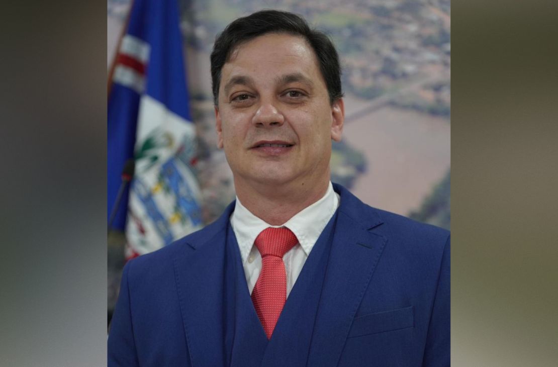 Vereador Johny Guerra Gai cumpre agenda em Brasília e apresenta pedidos de R$ 1,2 milhão para educação de Coxim