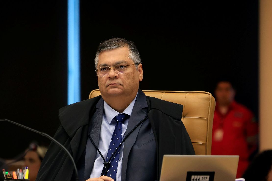 STF discute fim da aposentadoria compulsória como punição disciplinar a juízes