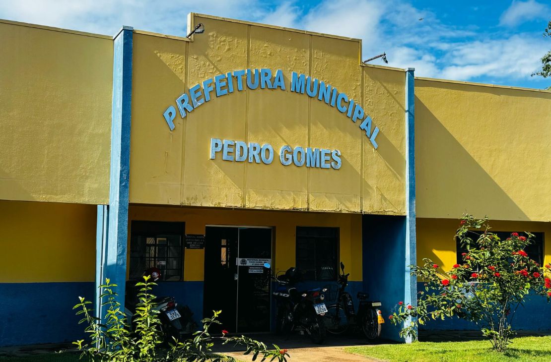 Prefeitura de Pedro Gomes se manifesta sobre denúncia envolvendo secretária de Educação