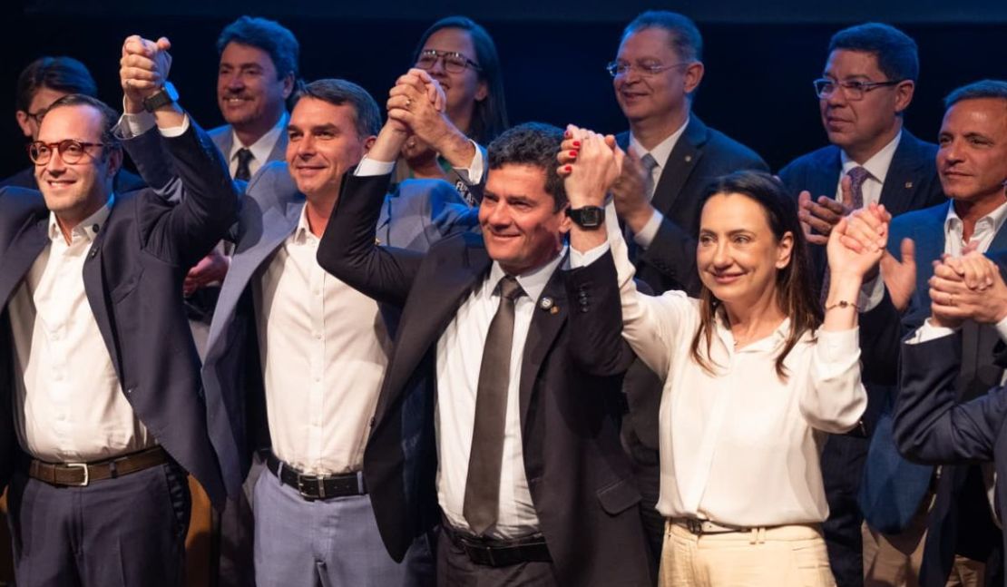 Chegada de Sergio Moro ao PL provoca saída de mais de 40 prefeitos no Paraná