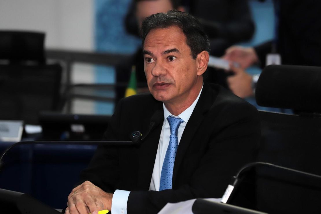 Marquinhos Trad reforça defesa ambiental e cobra mais responsabilidade após remoção de figueiras centenárias