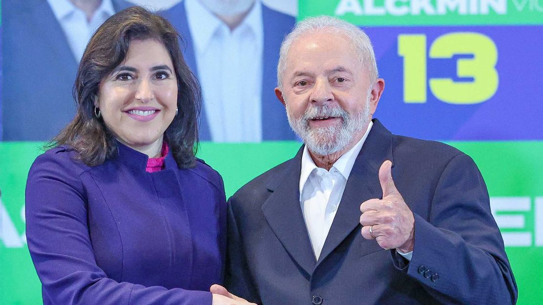 Simone Tebet lidera na Quaest, mas aparece em terceiro em pesquisa Vox Brasil para o Senado em SP