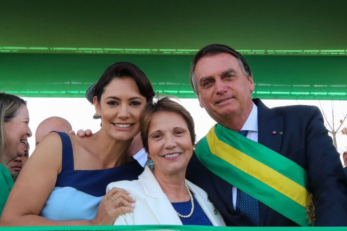Em meio à crise envolvendo o Banco Master, Tereza Cristina ganha força nos bastidores para disputa presidencial em 2026