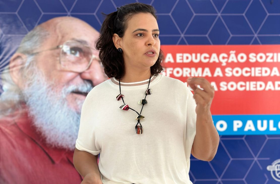 Gleice Jane propõe audiência pública para discutir perda salarial de professores da UEMS
