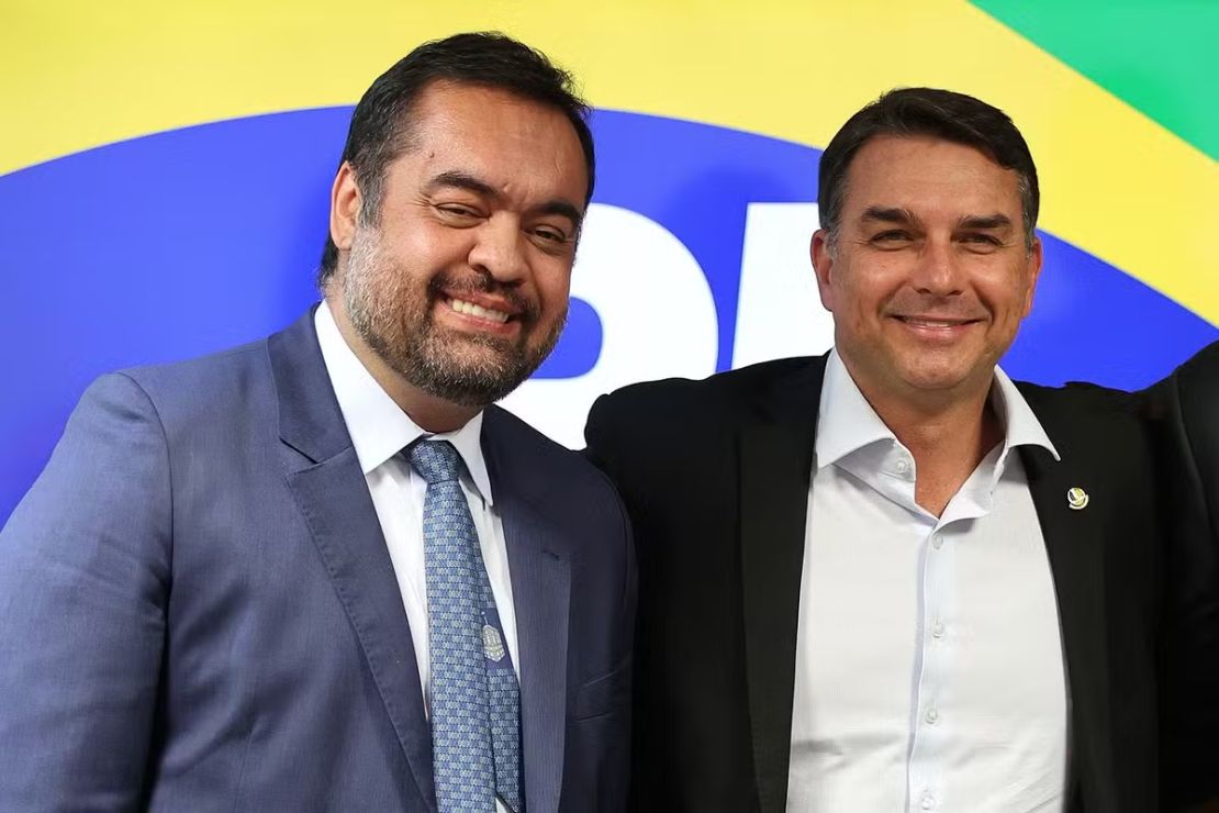 PF faz operação e cumpre buscas na casa de Cláudio Castro no Rio de Janeiro