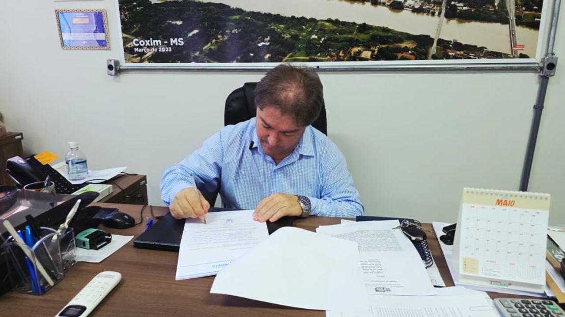 Coxim rumo à desburocratização: Prefeito Edilson Magro encaminha Lei da Liberdade Econômica e atrai investimento de R$ 6 milhões da Coca-Cola