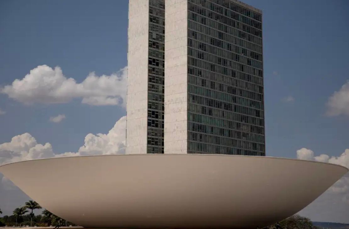 Câmara cria comissão especial para analisar PEC que reduz maioridade penal para 16 anos